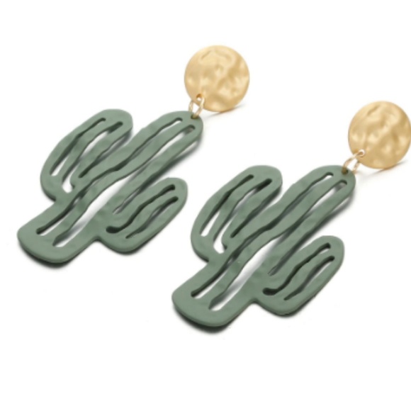 Host pick 🎊🎊 New, gorgeous cactus earrings - Picture 2 of 7